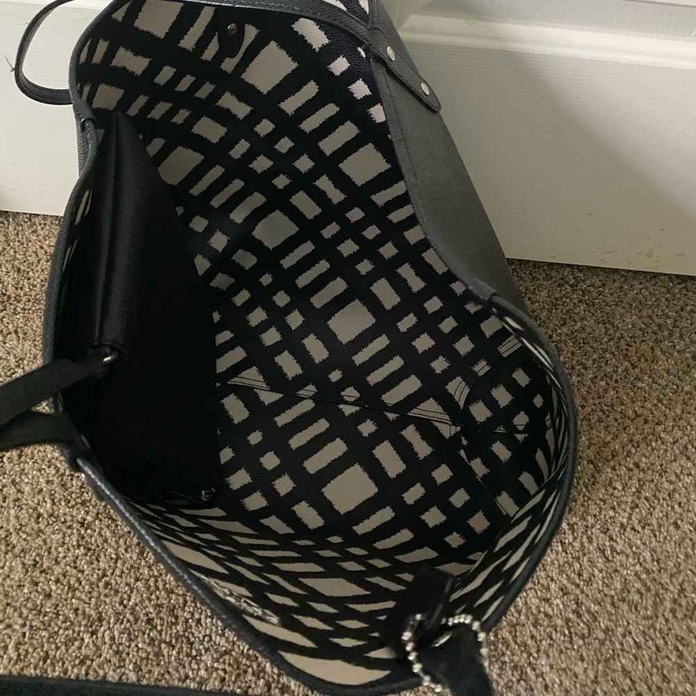 COACH REVERSIBLE TOTE - Picture 10 of 12